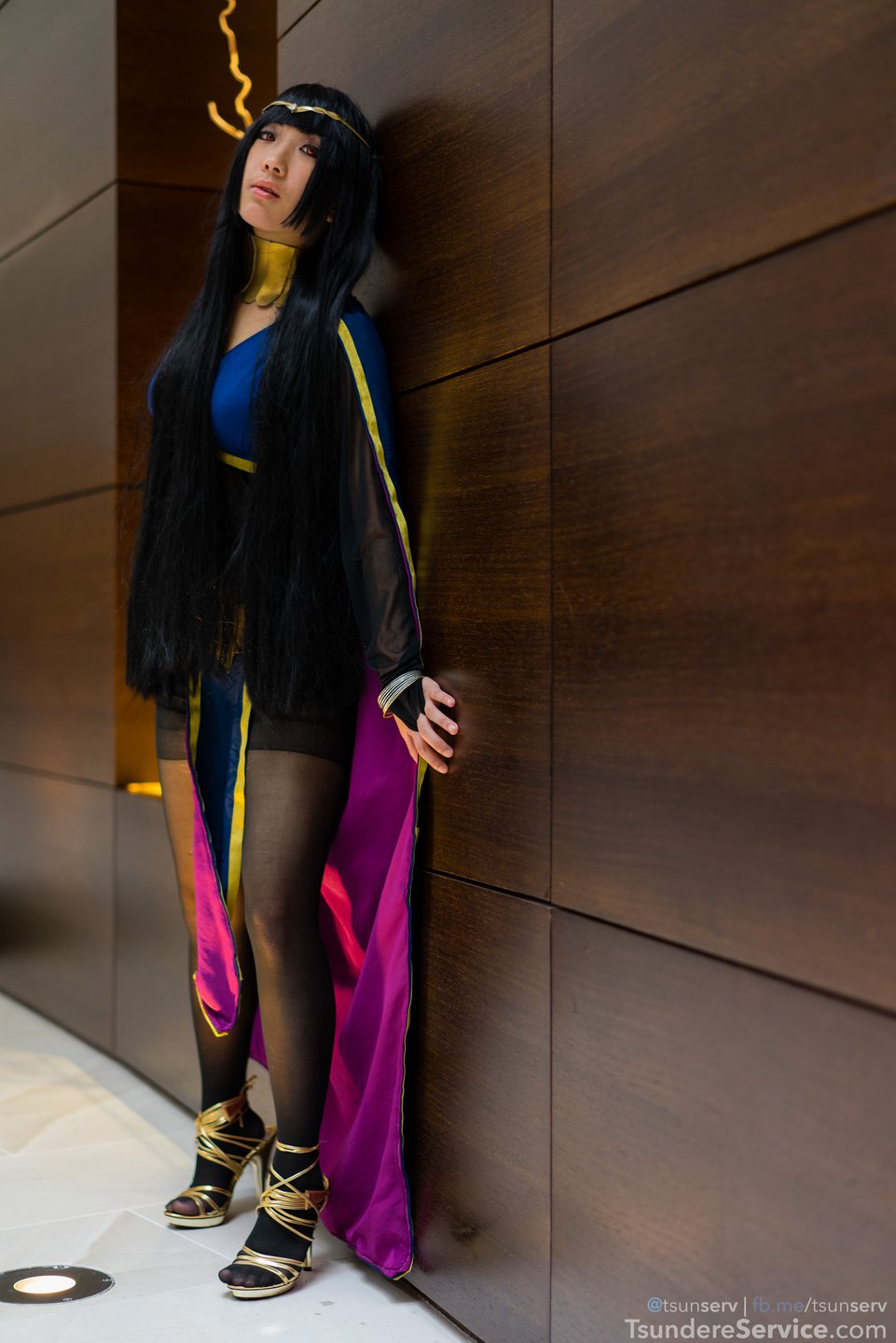 acen2014-02113-valorcosplay-fireemblem-tharja.jpg