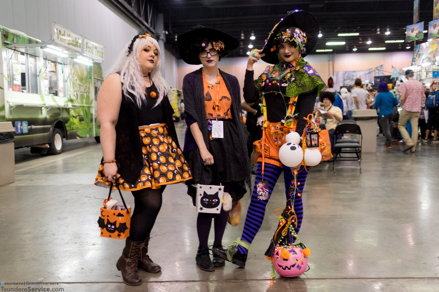 awa2016-1159-unk-halloween-witches.jpg