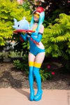 colossal2014-03243-byndogehk-pokemon-totodile-gijinka.jpg