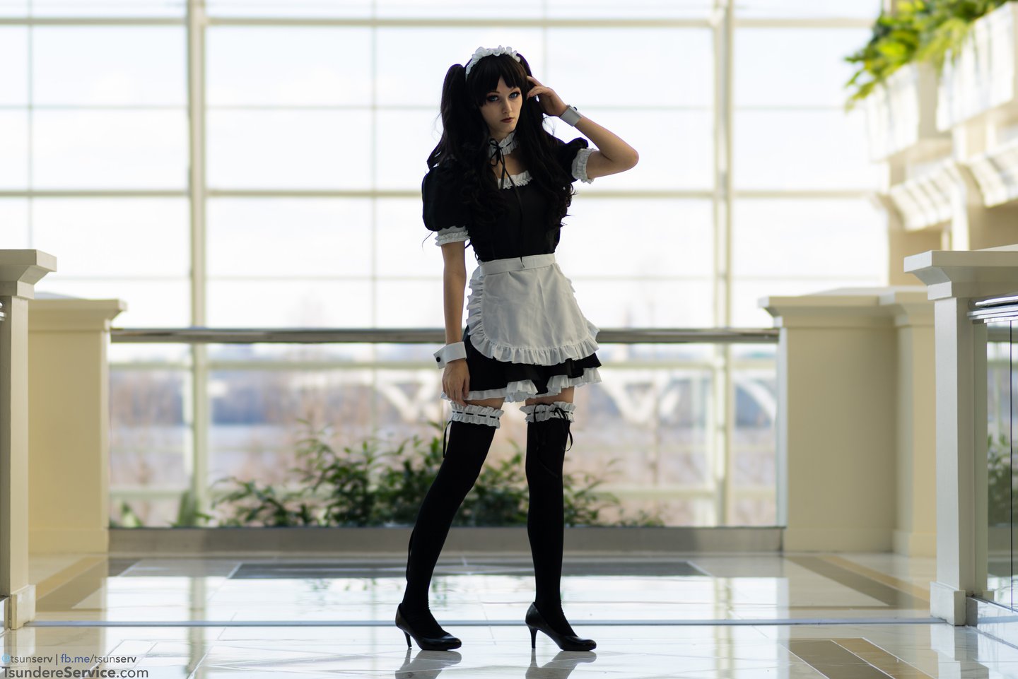 Tohsaka Rin (Maid) by Shiro Cosplay